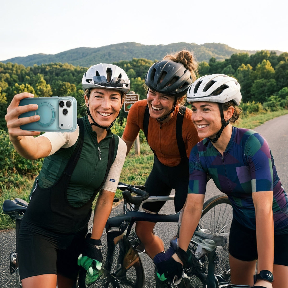 Ostand O3 Air -Phone Cases- TORRAS INC.